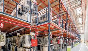 Storage for the Fashion Industry: Elegant Protection for Your Inventory